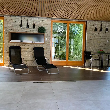 Rigotanya Relax & Wellness Panzio Buekfuerdo Bük