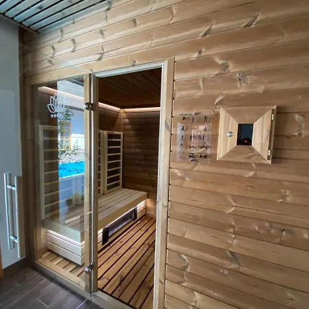 Rigotanya Relax & Wellness Panzio Buekfuerdo 3*