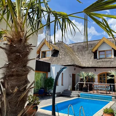 Guest house Rigotanya Relax & Wellness Panzio Buekfuerdo 3*