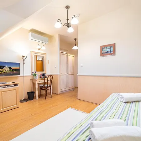 Rigotanya Relax & Wellness Panzio Buekfuerdo 3*