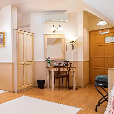 Rigotanya Relax & Wellness Panzio Buekfuerdo 3* Bük