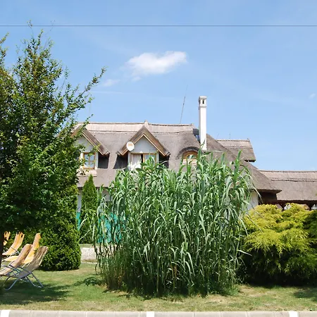 Guest house Rigotanya Relax & Wellness Panzio Buekfuerdo Buk