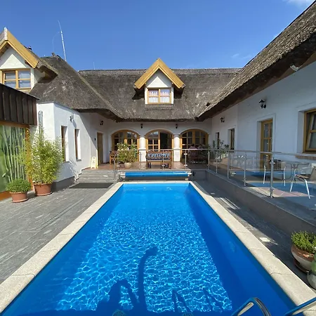 Affittacamere Rigotanya Relax & Wellness Panzio Buekfuerdo