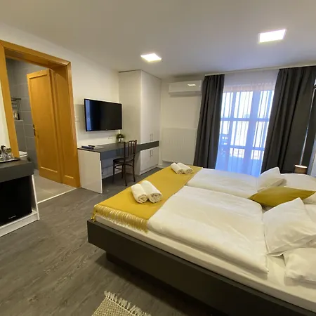 Rigotanya Relax & Wellness Panzio Buekfuerdo Bük